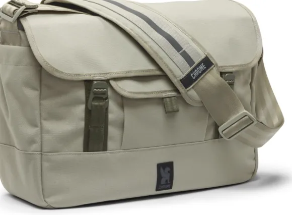 Chrome Midtown 20L Messenger