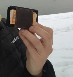 MakakaOnTheRun Triple Slim Wallet