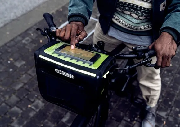 ORTLIEB E-Glow