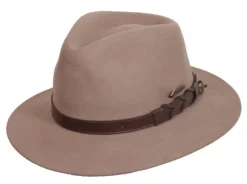 Scippis Australian Adventure Wear Norton